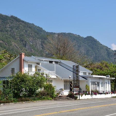 Taitung Linyuan B&B Донгхе Екстериор снимка