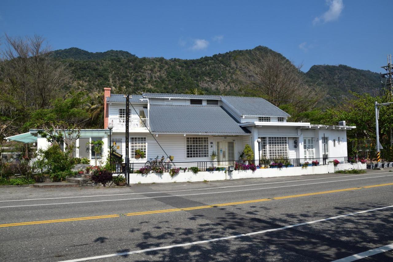 Taitung Linyuan B&B Донгхе Екстериор снимка