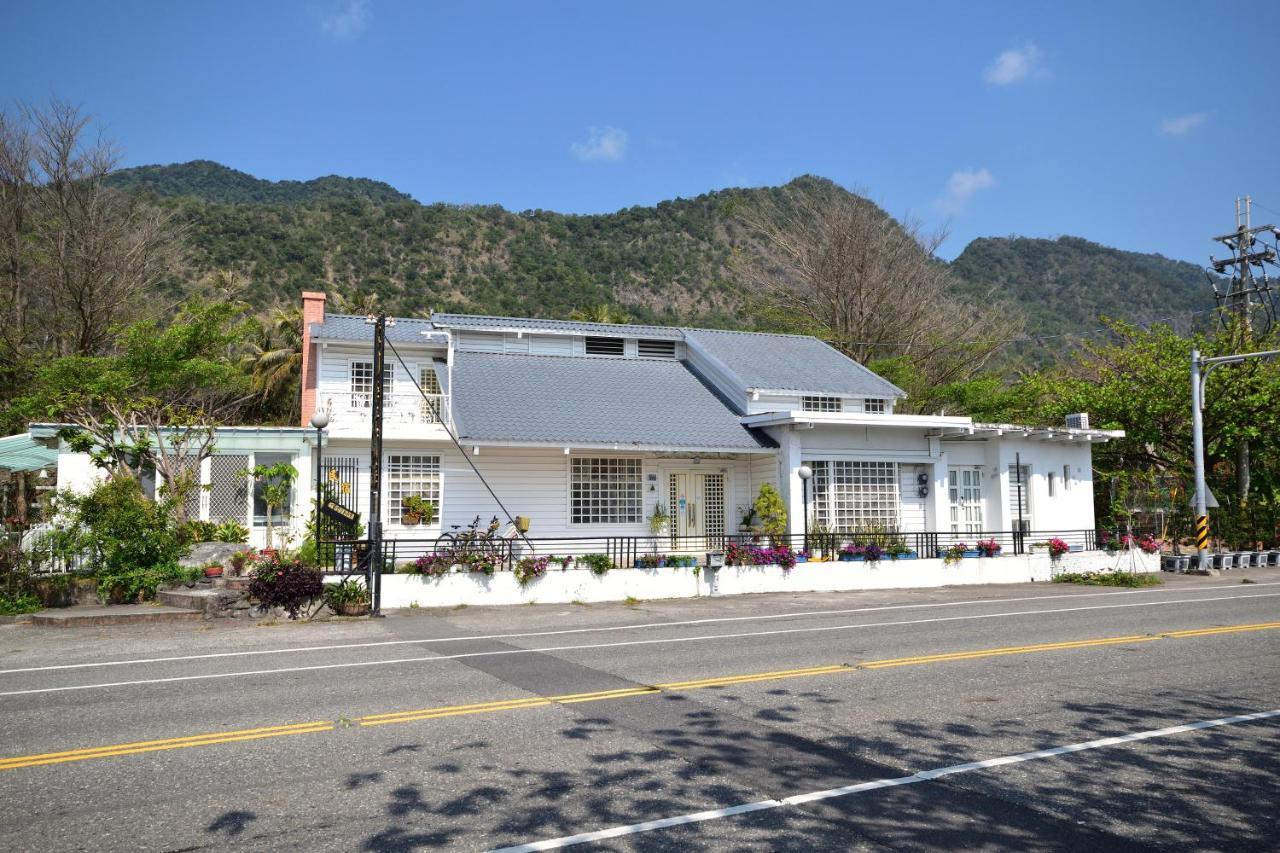 Taitung Linyuan B&B Донгхе Екстериор снимка